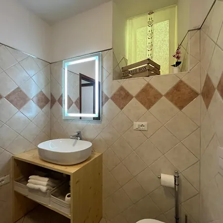 Borgo Bliss Apartment Tenno Exterior photo